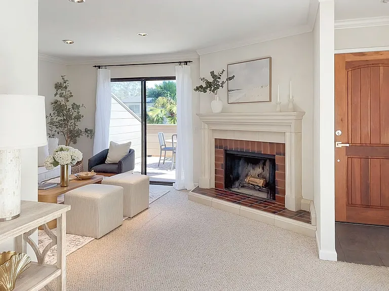 504 Ocean Ave #4 — Photo 9