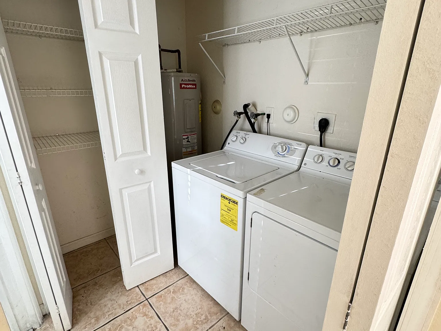 3 bed, 2.5 bath, 1550 sqft, $2,800 — Photo 3