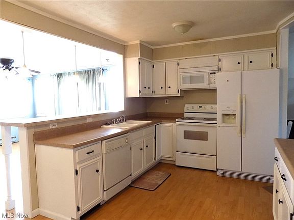 5th image of 3685 Northport Dr