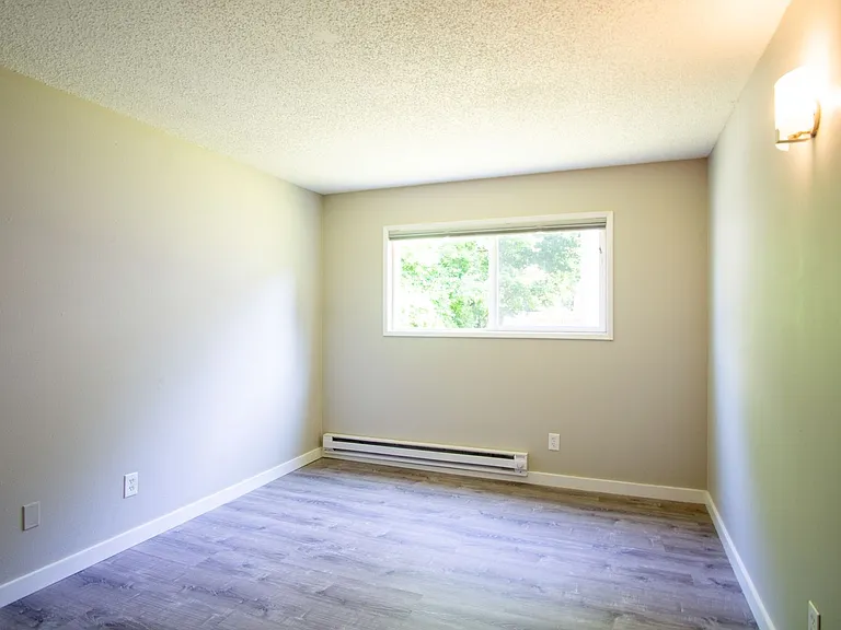 4151 SE 37th Ave #1 — Photo 14