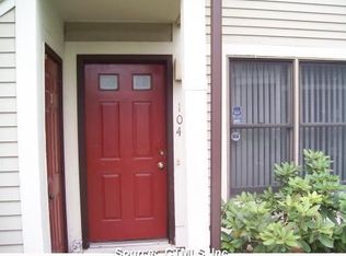 104 Front St, New Haven, CT 06513