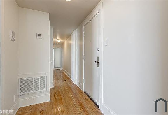 4th image of 8101 S Loomis Blvd #3