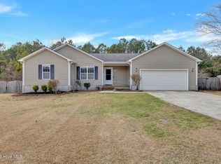 138 Acorn Way, Richlands, NC 28574