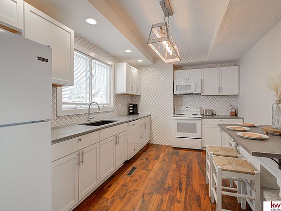 2nd image of 2043 N 48th Ave