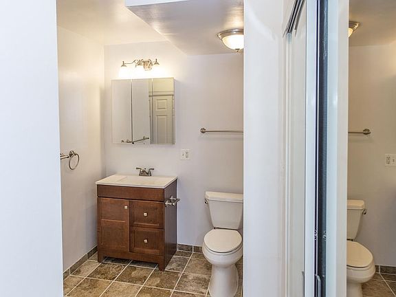 5th image of 1830 Columbia Pike APT 309