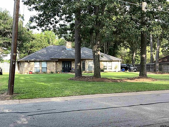 4th image of 17891 Briarcrest Dr