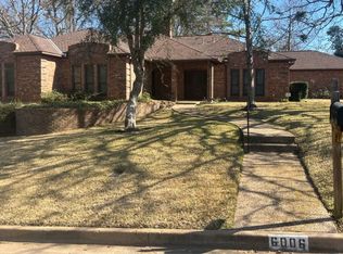 6006 Foxcroft Rd, Tyler, TX 75703