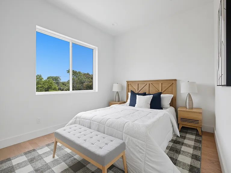 4517 Munger Ave #101 — Photo 29