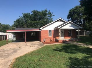 107 Turman St, Poteau, OK 74953