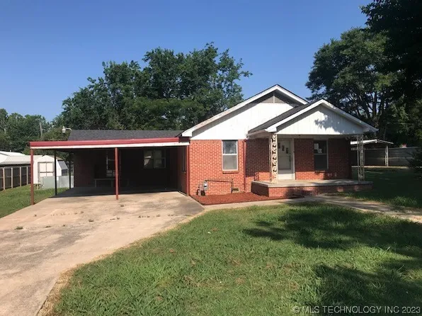 107 Turman St, Poteau, OK 74953