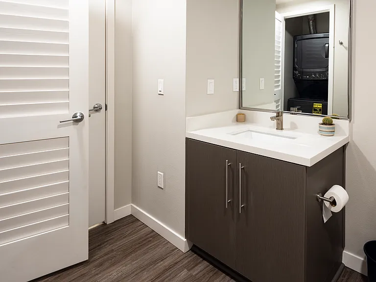 Park Place Apartments — Photo 19