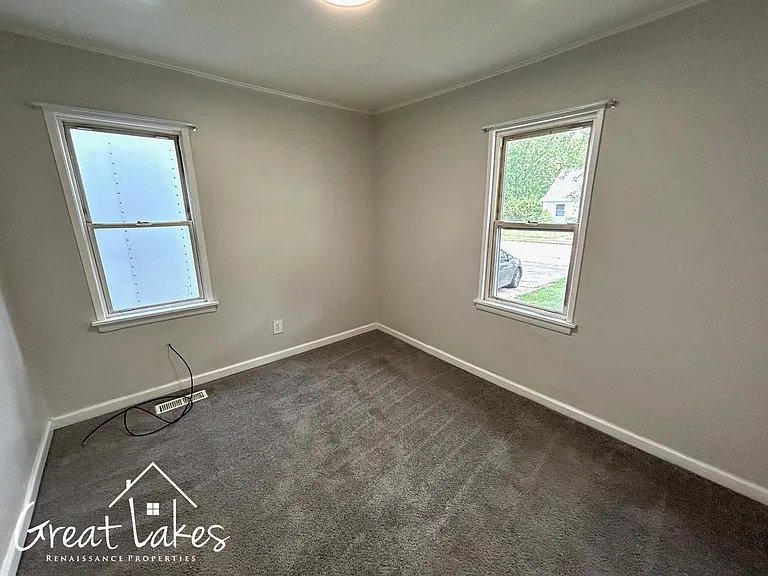 23503 Bolam Ave — Photo 10