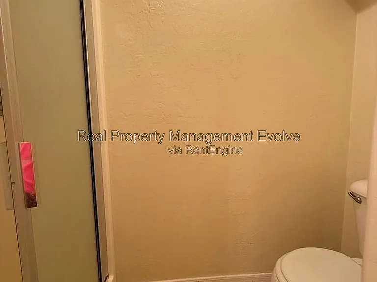 25824 W Burgess Ln — Photo 13