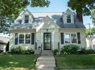 609 1st Ave NE, Waverly, IA 50677