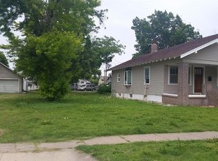 205 W 13th St, Ellis, KS 67637