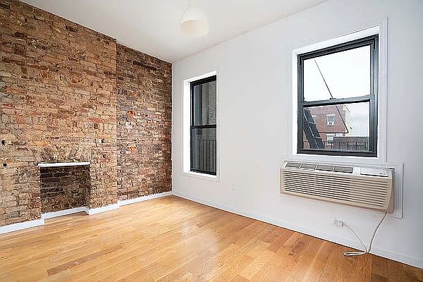 1st image of 304 Suydam St #2E