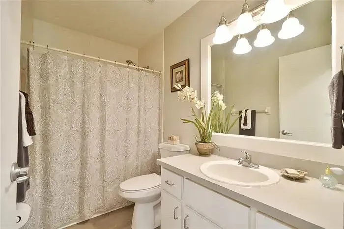 11 Dogwood Trail Ter — Photo 10
