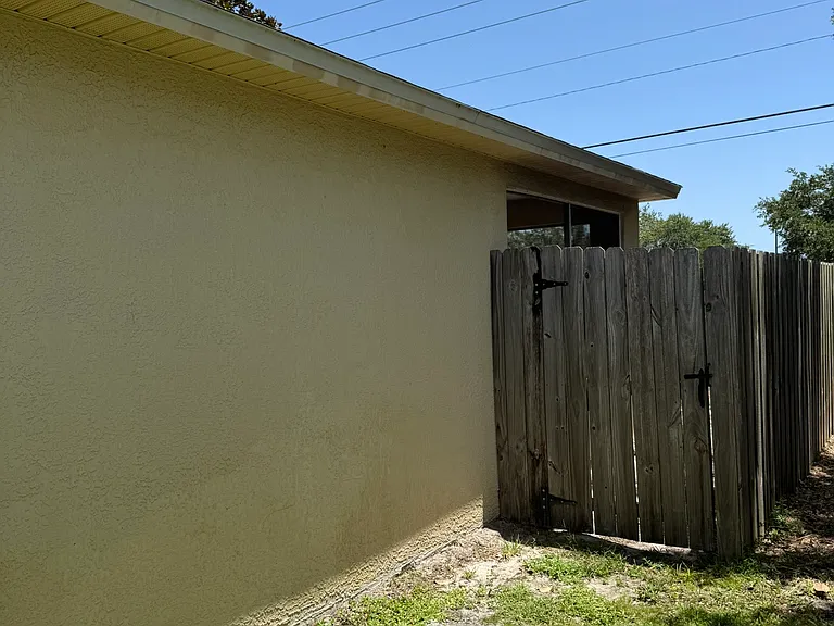 4058 Wilkes Dr — Photo 26