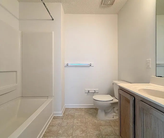2000 University Woods Rd #202 — Photo 12