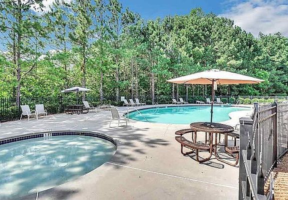 3rd image of 4645 Blue Iris Way