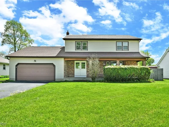 5225 Trotter Dr, Youngstown, OH 44512