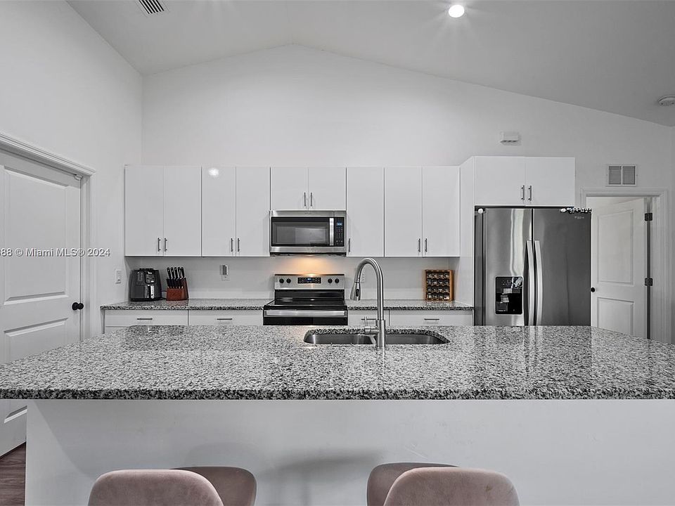 6008 Petal Ct Labelle FL 33935 MLS A11650388 Zillow