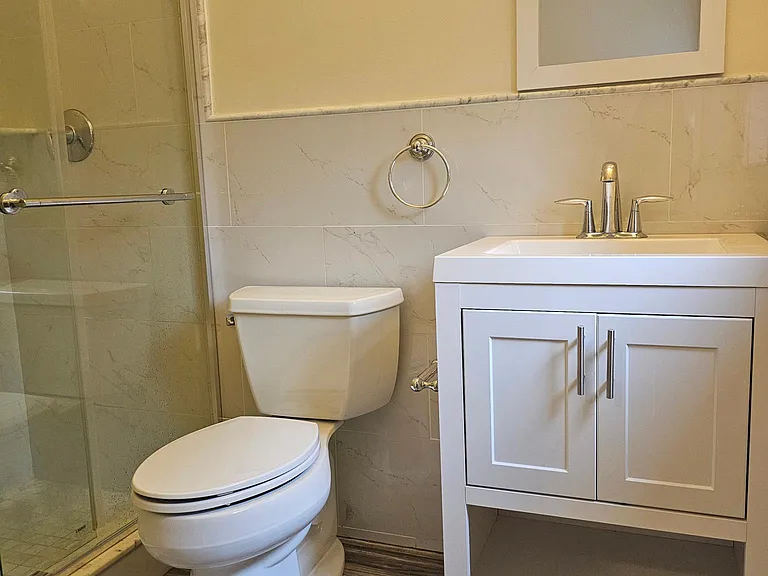 531 Roff Ave #A — Photo 32