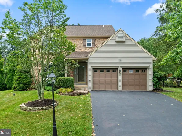 269 Middle Park Dr, Souderton, PA 18964