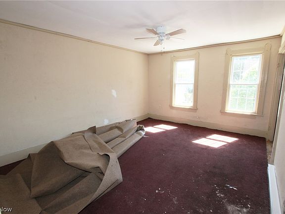 3rd image of 3180 W 44th St #Townhouse