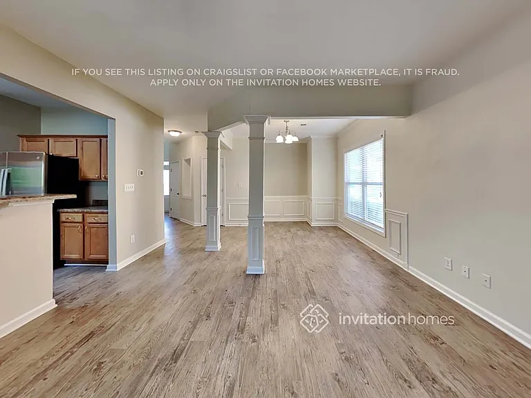 447 Grenier Ter — Photo 5