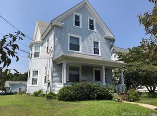 53 Moss St, Pawcatuck, CT 06379