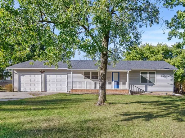 215 E Jackson St, Panora, IA 50216