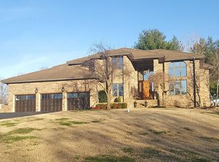 4860 S Williams Dr, Springfield, MO 65810