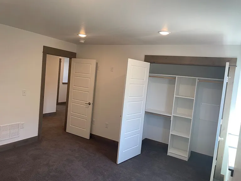 52 Black Label Way — Photo 14