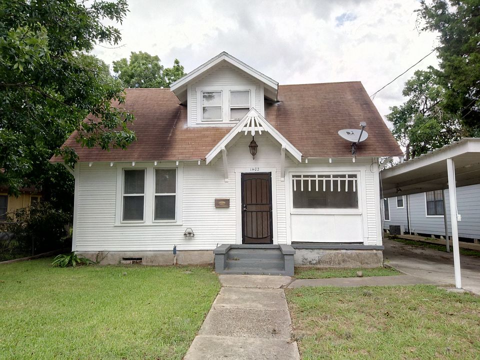 1st image of 1402 E Stayton Ave