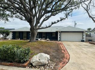 1957 Dolphin Blvd S, Saint Petersburg, FL 33707