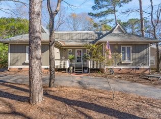 16054 Molokai Dr, Tega Cay, SC 29708