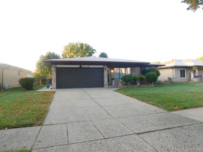 2250 Nadine Dr, Sterling Heights, MI, 48310