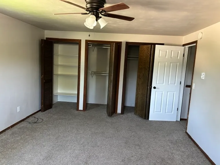 3601 Crestview Dr — Photo 5