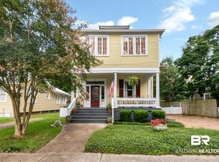 12 Lemoyne Pl, Mobile, AL 36604