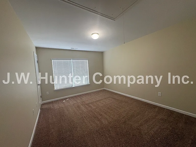 3556 Jetstream Dr NW — Photo 16