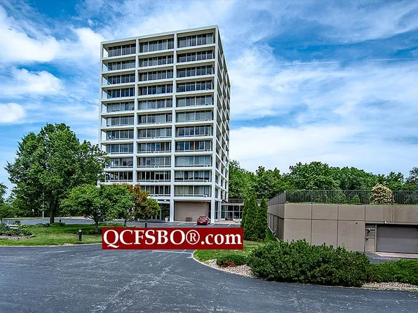 1337 21st Ave #4A, Rock Island, IL 61201