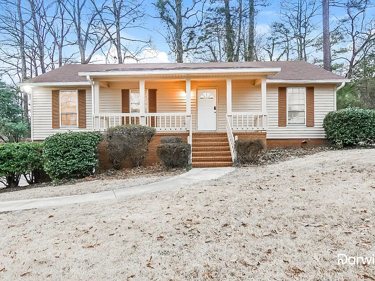 5704 Dorchester Way — Photo 1