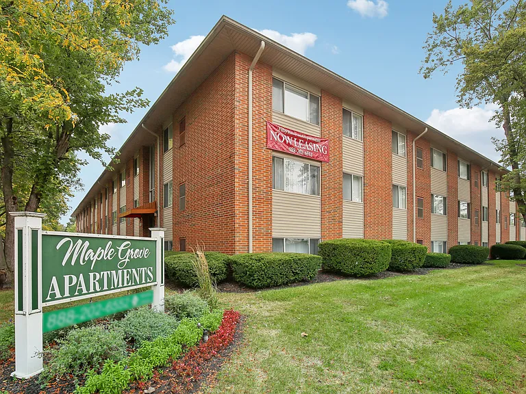 Maple Grove Apartments — Photo 9