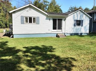 9561 Northfield St, Angola, NY 14006