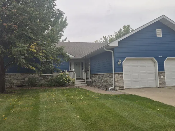 1408 18th Ave NE, Aberdeen, SD 57401