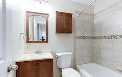 7740 Tiverton Dr — Photo 20