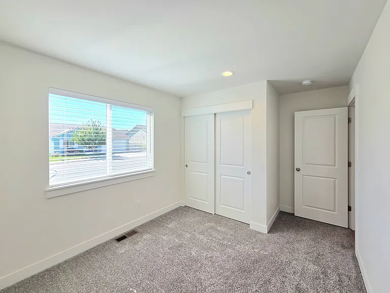 319 S Nevada Ave — Photo 21