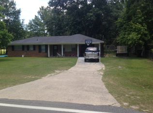 150 Burketts Ferry Rd, Hazlehurst, GA 31539
