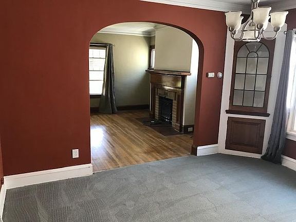 3rd image of 2257 Northland Ave